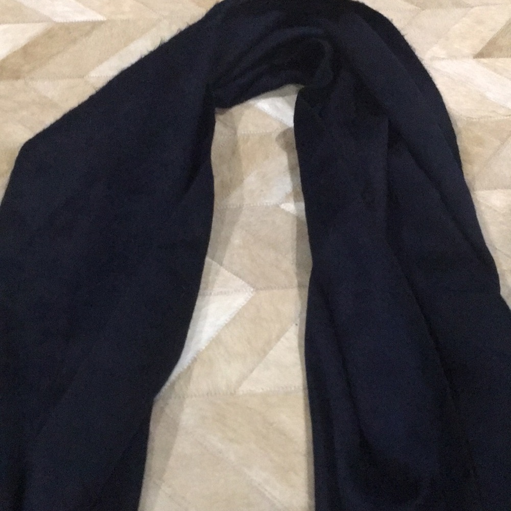 Blue soft scarf - Picture 2 of 2